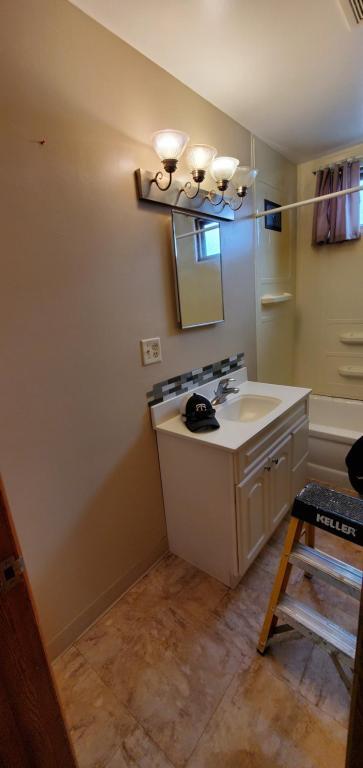 Photo - 1620 Hanaford Ave