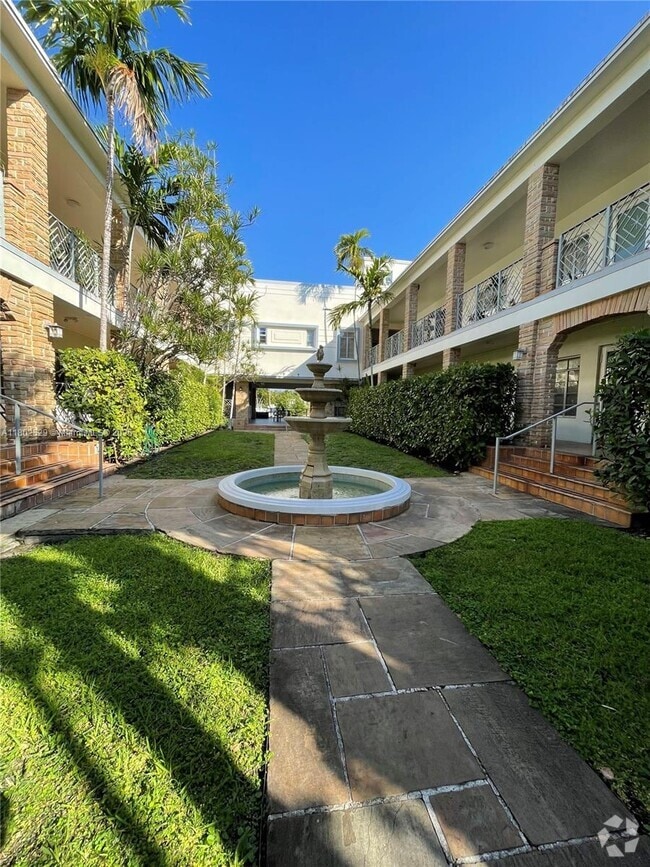 Building Photo - 2133 Calais Dr Rental