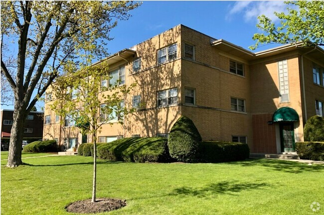 Building Photo - 1334 Woodview Ln Unit 1E Rental