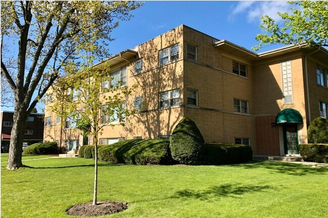 Photo - 1334 Woodview Ln Apartments Unit 1E