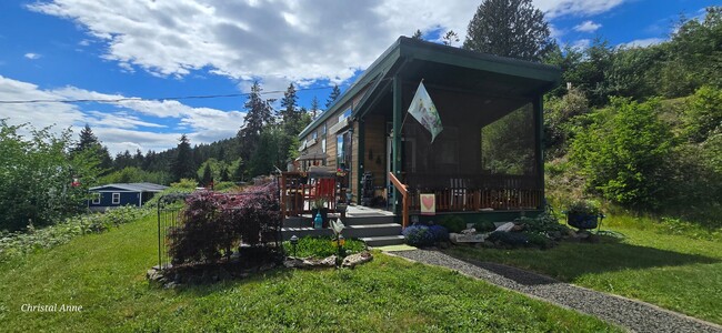 Photo - Fabulous Cabin over Hood Canal