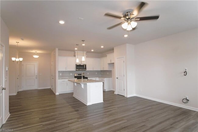 Photo - 3704 Feltham Ln