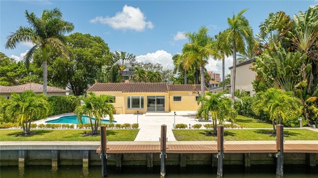 Building Photo - 330 Coconut Isle Dr