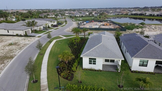 5066 Lido Key Ln