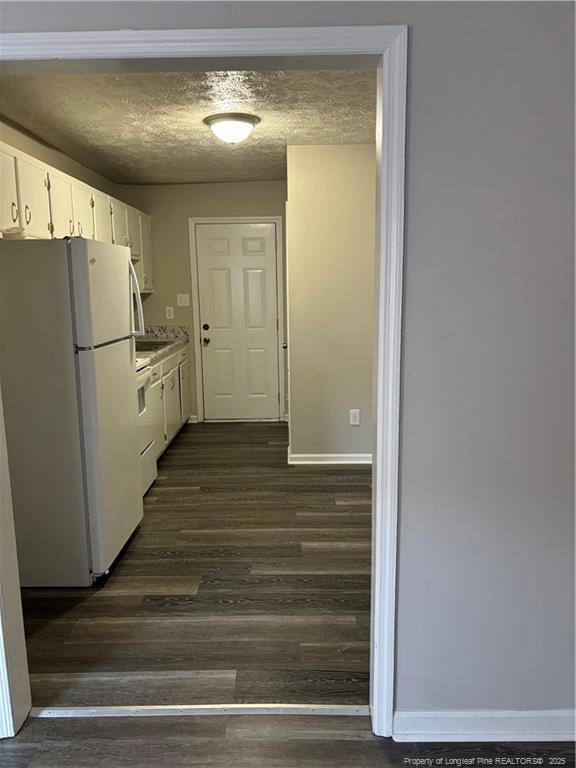 Photo - 6443 Applecross Ave