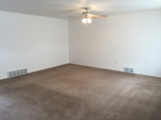 Photo - 1172 SW Lost Trail Dr