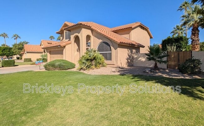 Photo - 2340 W Myrtle Dr