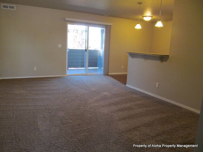 Photo - 1023 W Pine Ave