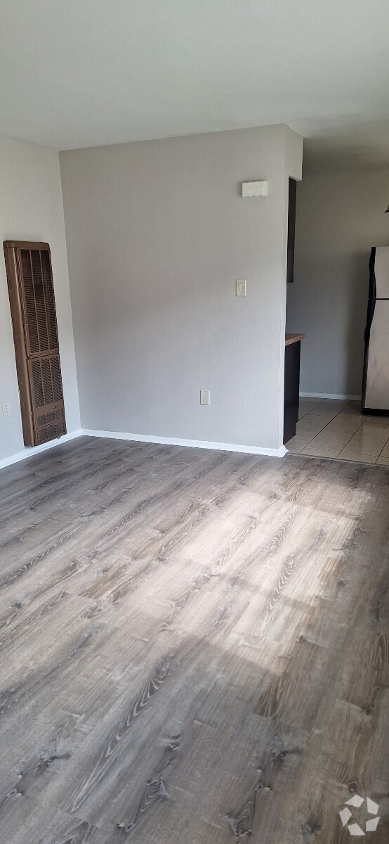 Building Photo - 113 Ridgeway Dr Rental
