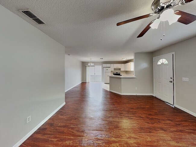 Photo - 3705 N 52nd St