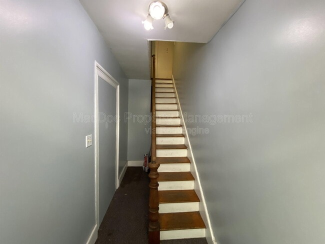 Photo - 604 Caroline St Unit 2