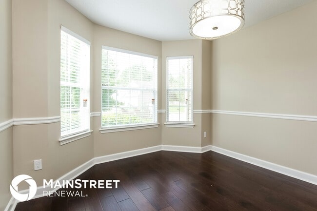 Photo - 6123 Lamp Post Pl