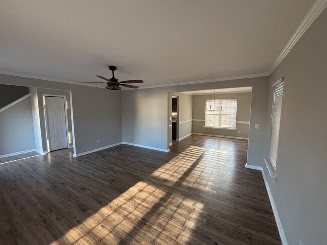 Photo - 6 Brookhaven Way