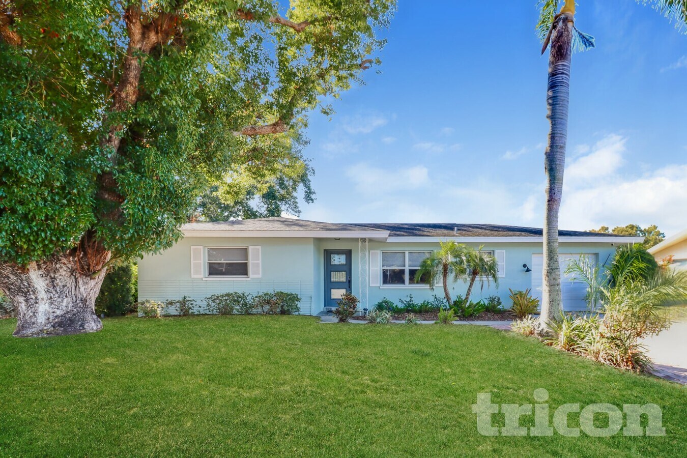 Photo - 1431 Croydon Dr House