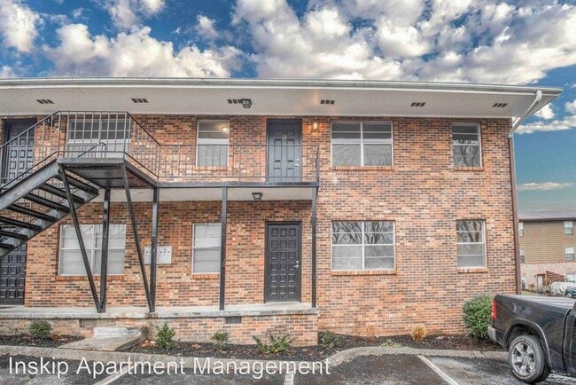 Photo - 609 E Inskip Dr Apartment