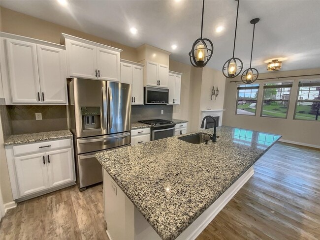 Photo - 11052 Chalkbark Ln