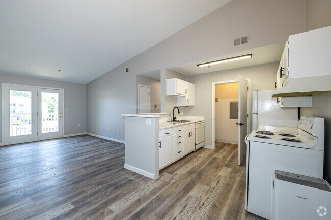 2BR, 2BA - 977SF - Dining Room