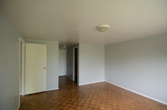 Photo - Norbend Apartments