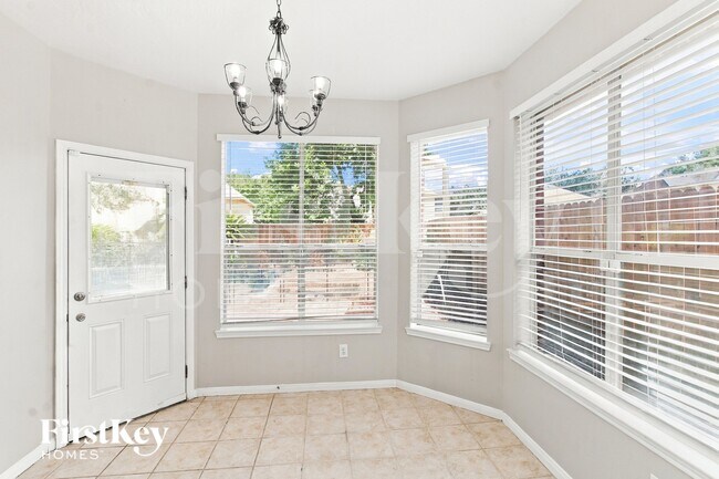 2208 Palm Lagoon Dr