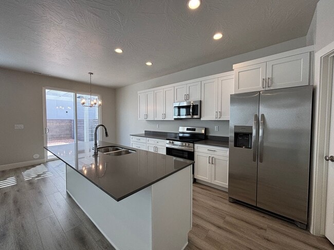 Photo - 1073 S 4380 W
