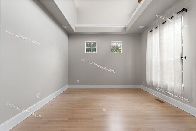 Spacious 3-Bedroom Home with Large Bonus Room & Loft in Bauer Highlands - Landscape Provided!