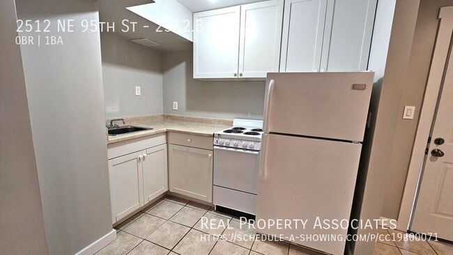 Photo - 2512 NE 95th St Unit 2512.B