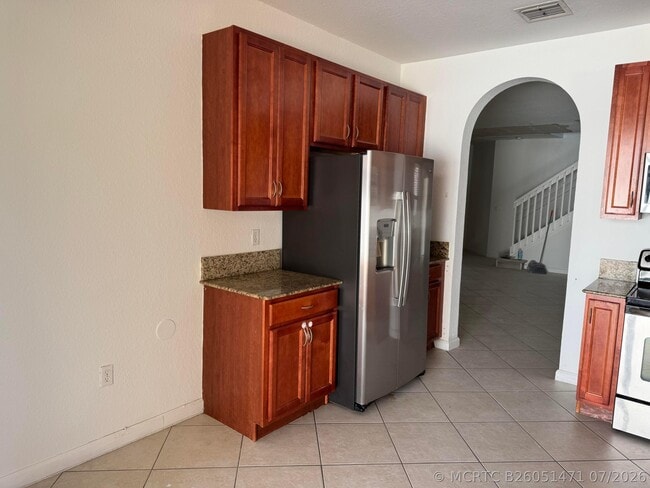 Photo - 3977 NE 11th Dr