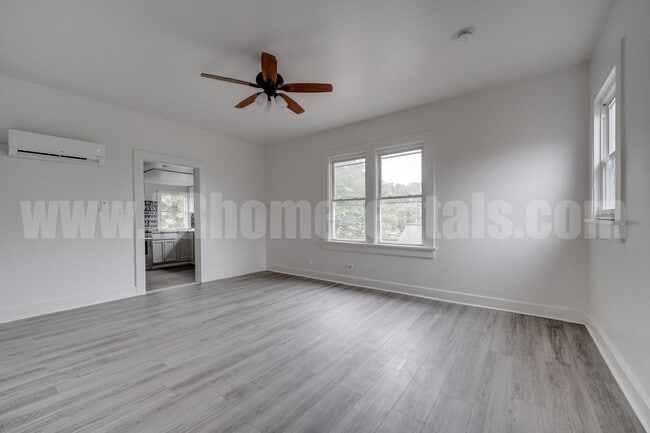 Photo - 2116 Cumberland St Unit 3