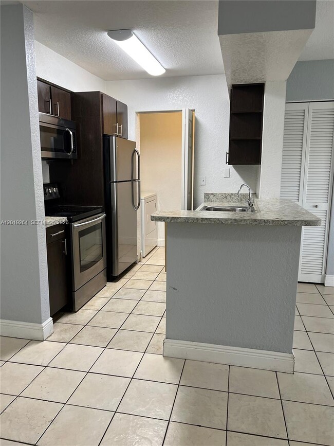 Photo - 1237 SW 46th Ave Unit 801