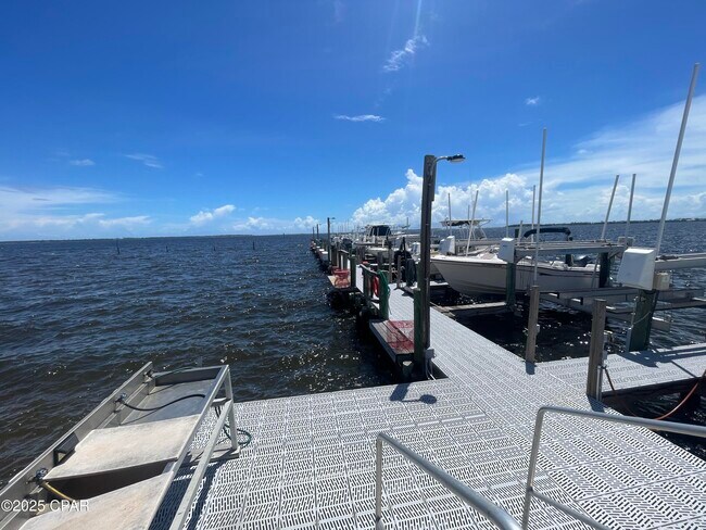 Photo - 2100 W Beach Dr Unit M102