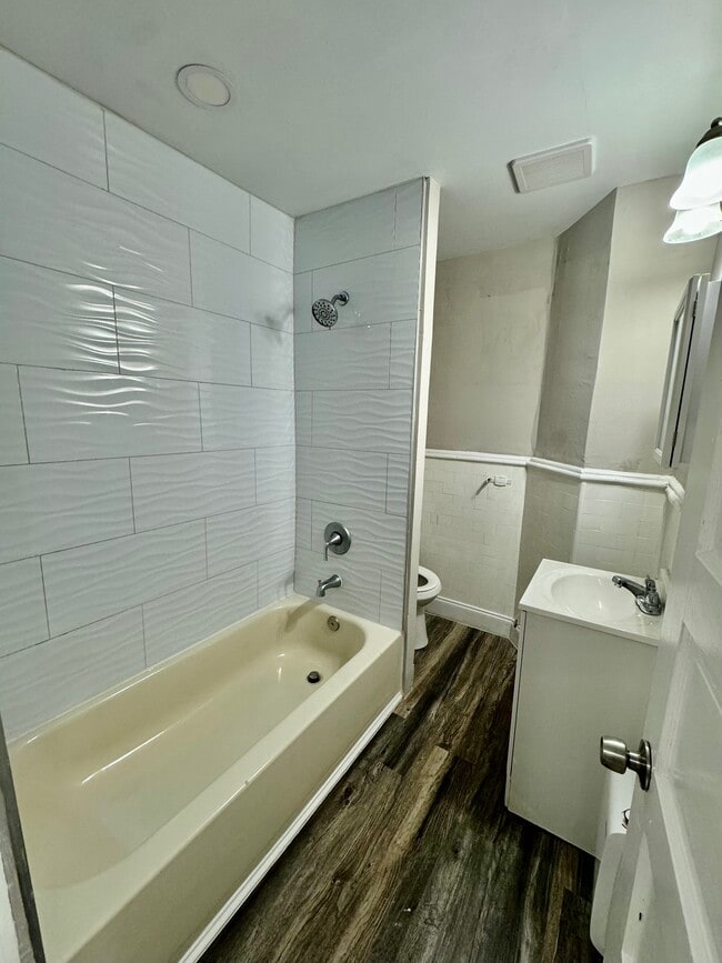 Photo - 4323 N 8th St Unit 2