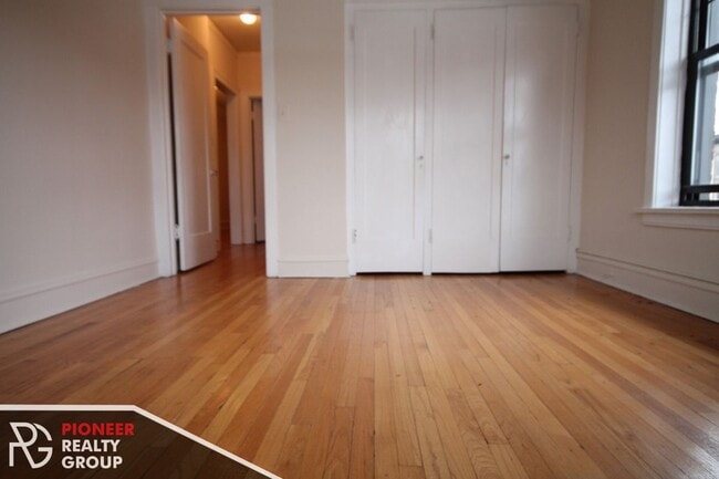 Photo - 1025 Dempster St Unidad 1311-W3