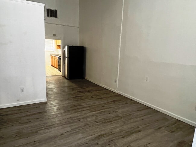 sala de estar - 2869 38th Ave Unidad 2869