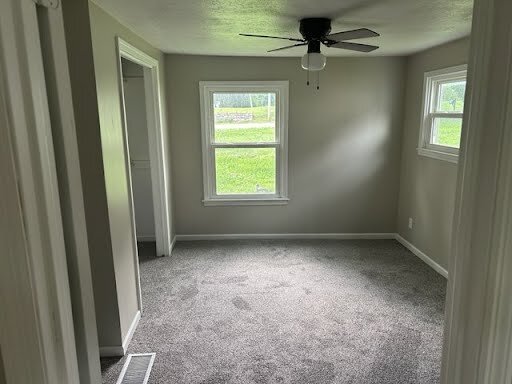 Photo - 2405 N River Blvd