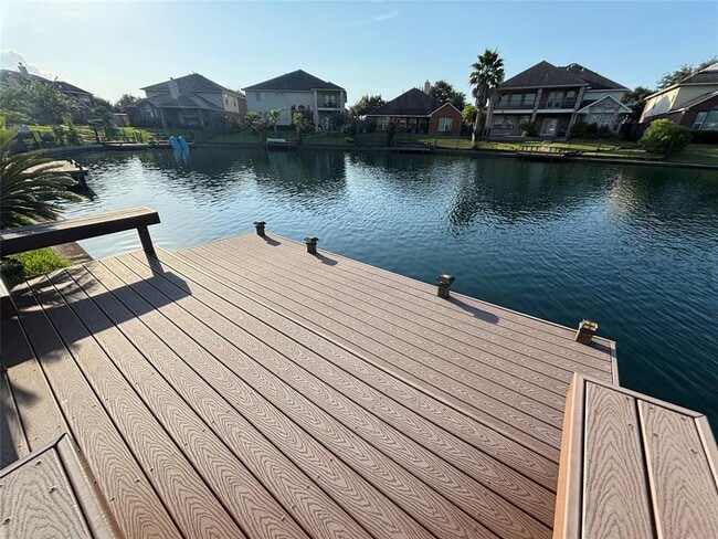 Building Photo - 3726 Golden Shores Dr Rental