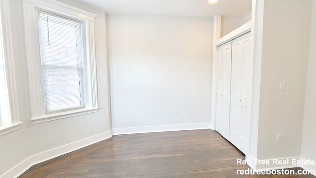 Photo - 108 Jersey St Unit 8