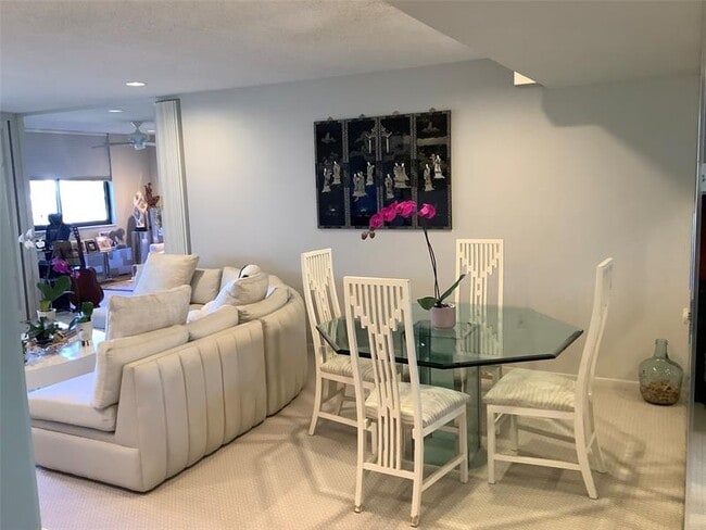 Photo - 4284 Deste Ct Unit 203