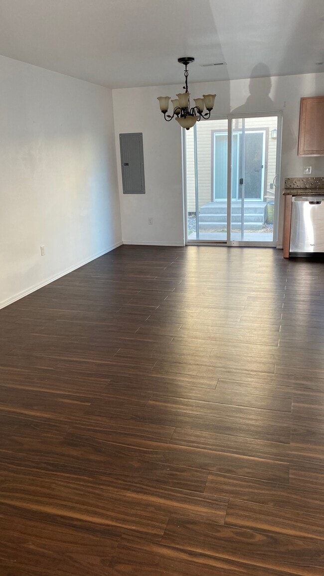 1343 S Monroe St Unit 6