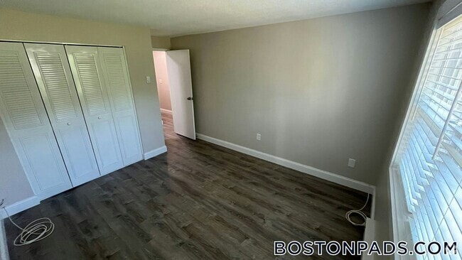 Building Photo - 799 Farm Rd Rental