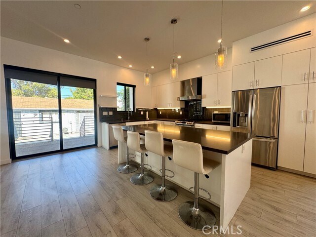 143 N Ardmore Ave