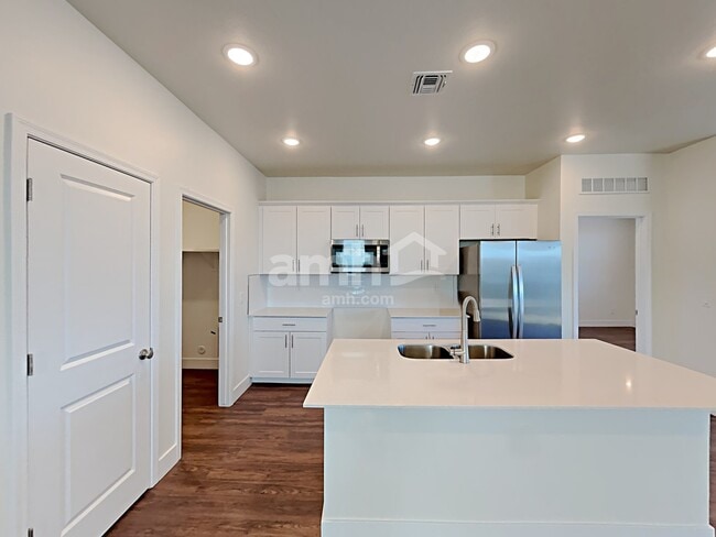 Photo - 21593 S 231st St