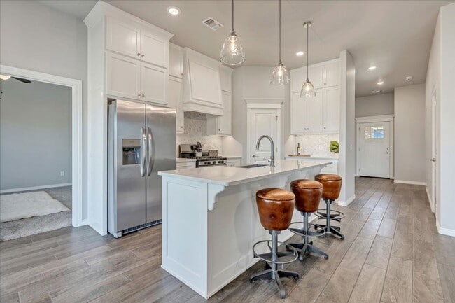 Photo - Nearly New Yukon Schools