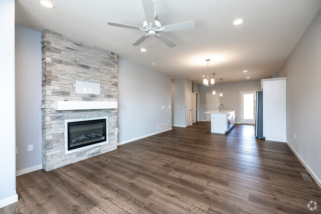 Interior Photo - Prairie Village Rental