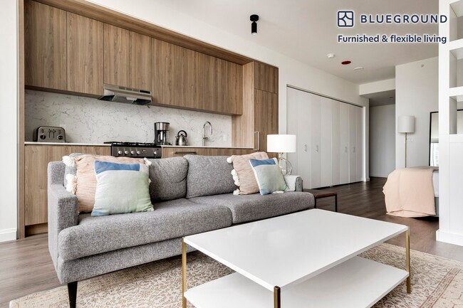 Photo - 1000 S Michigan Ave Unit FL22-ID1286