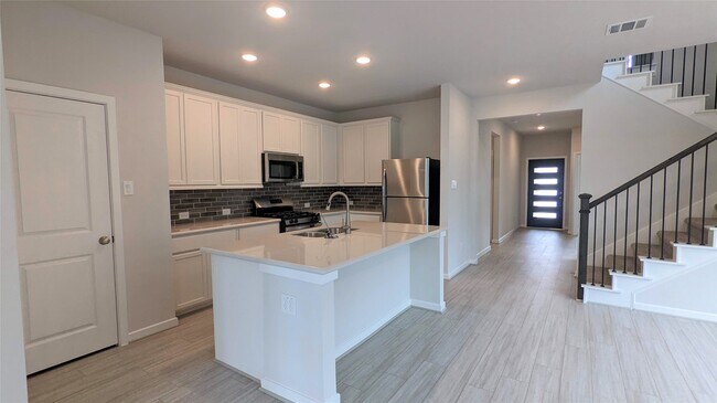 Photo - 18606 Albany Bay Ln