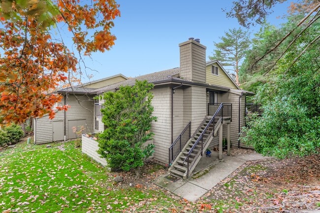 Building Photo - 77 Galen St