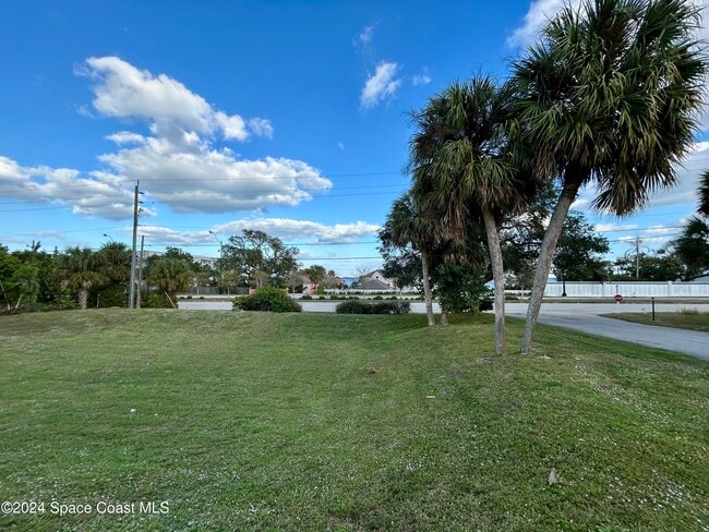 Photo - 4714 Overlook Dr