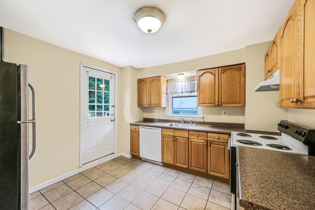 Photo - 483 New York Ave Unidad 2