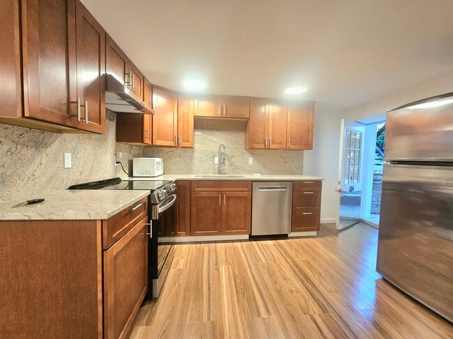 Photo - 684 Parker St Unit 1