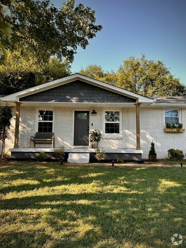 Building Photo - 3814 Crouch Dr Rental